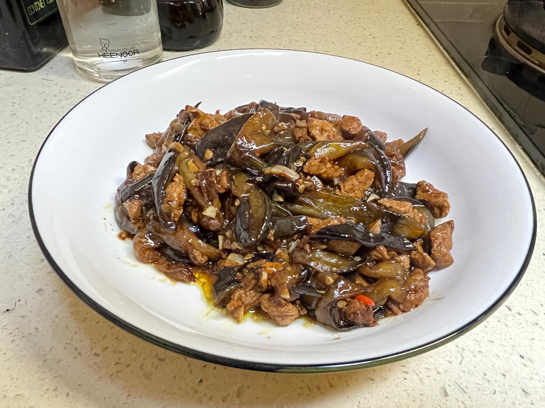 肉沫茄子（非油炸健康版）文末另附万能鱼香汁配方。