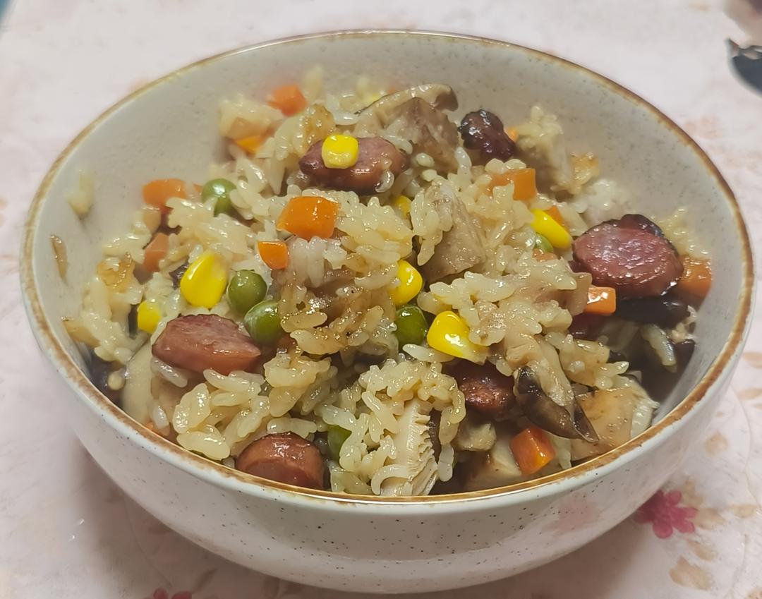 『喷喷香』芋头焖饭