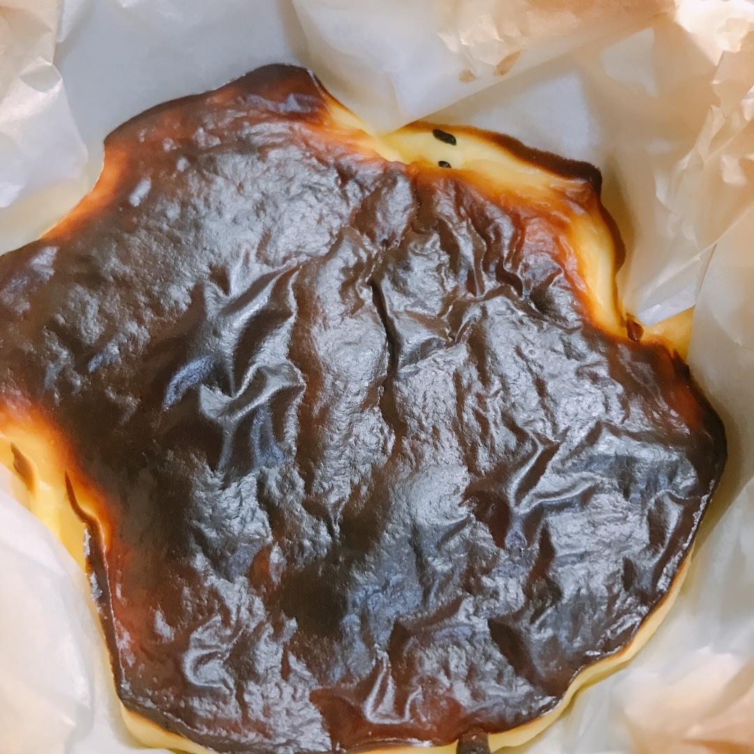 正宗巴斯克烧焦芝士蛋糕 Original Basque Burnt Cheesecake