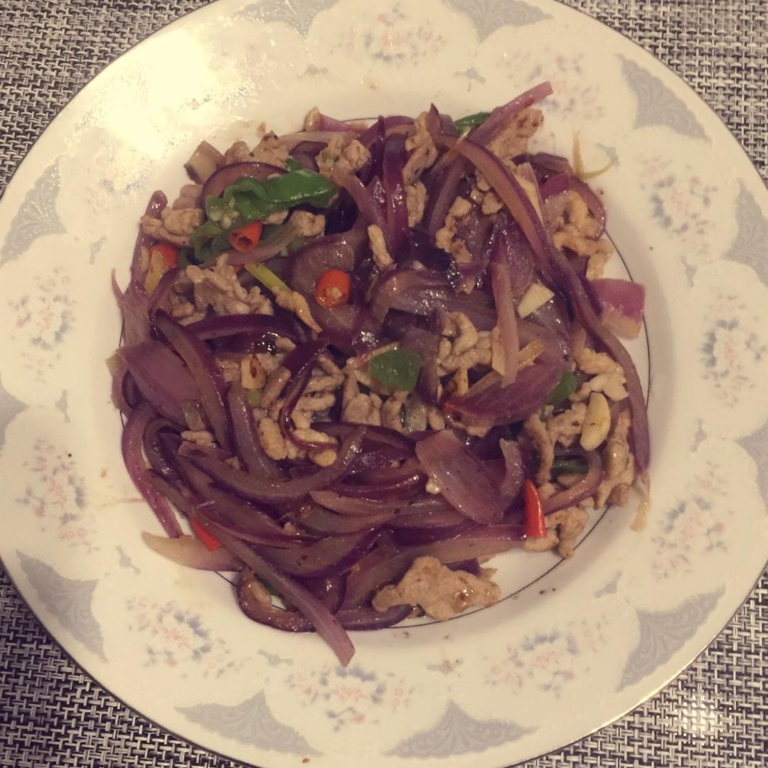 洋葱青椒炒肉丝