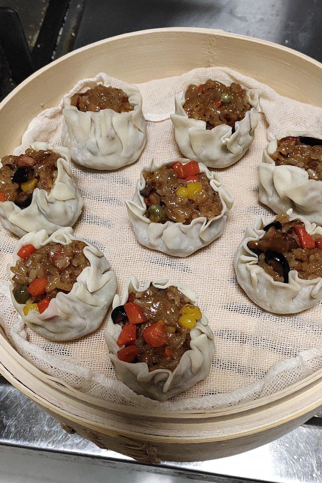 香菇糯米烧麦（含烧麦皮做法，柔软的秘诀！）