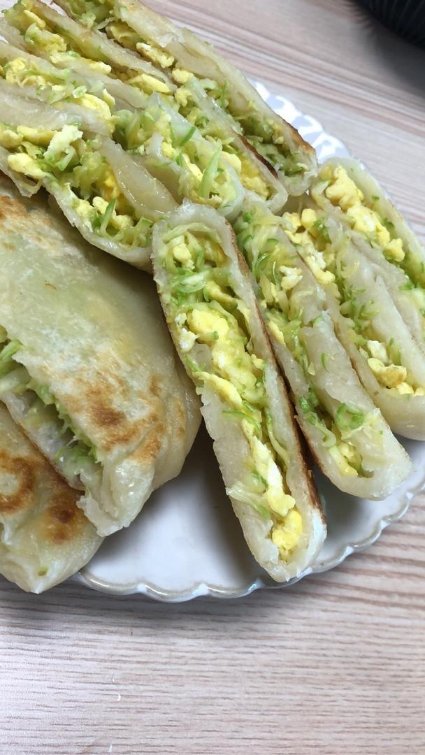 quasimodor做的懒人必做~~西葫芦鸡蛋馅饼