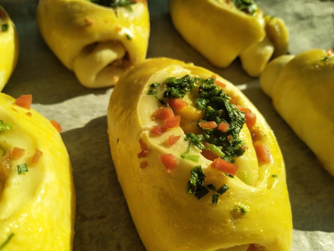 家常版 香葱火腿肉松面包的做法步骤图 良月初八 下厨房