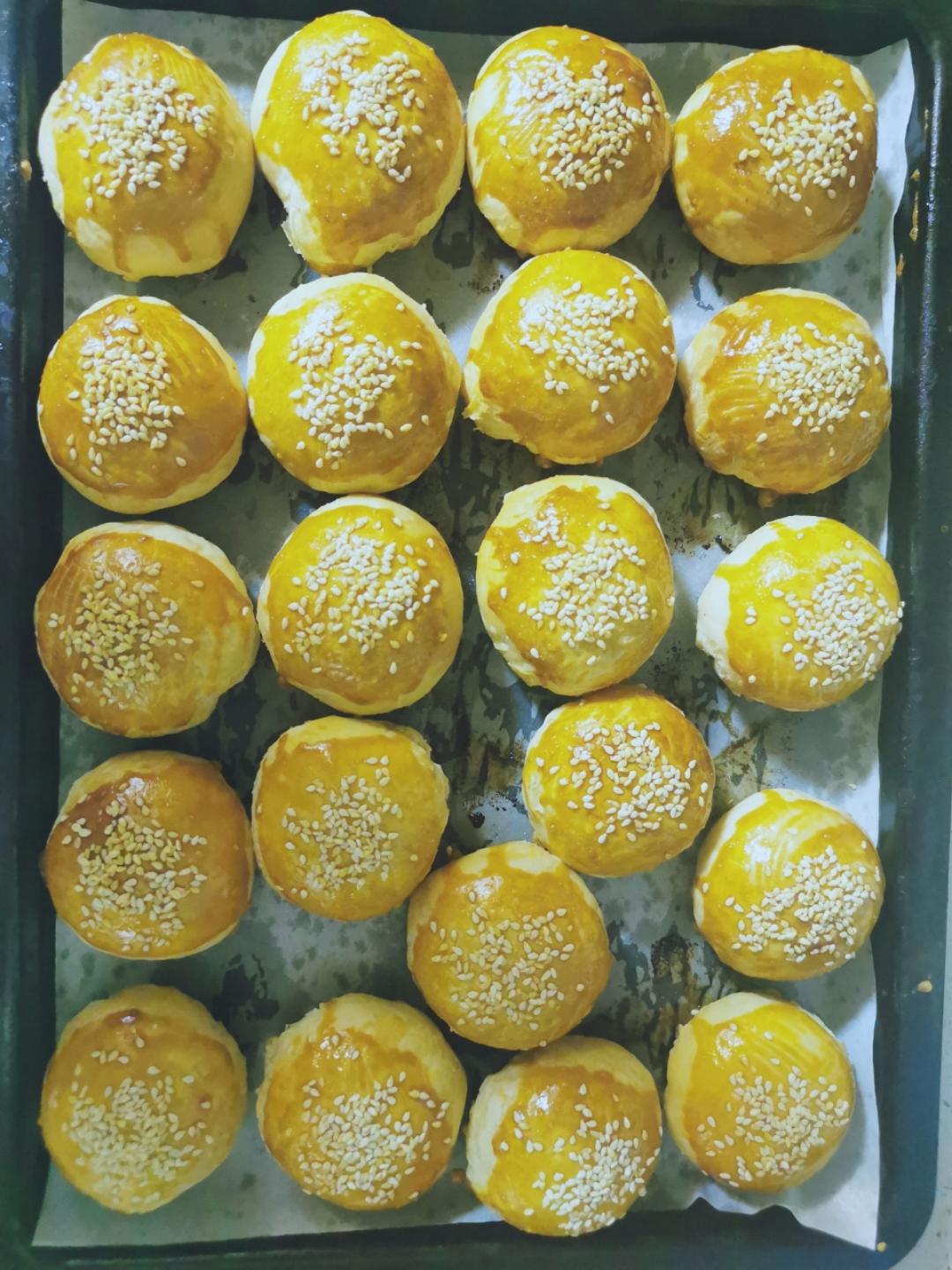 香酥鲜甜的鲜肉月饼