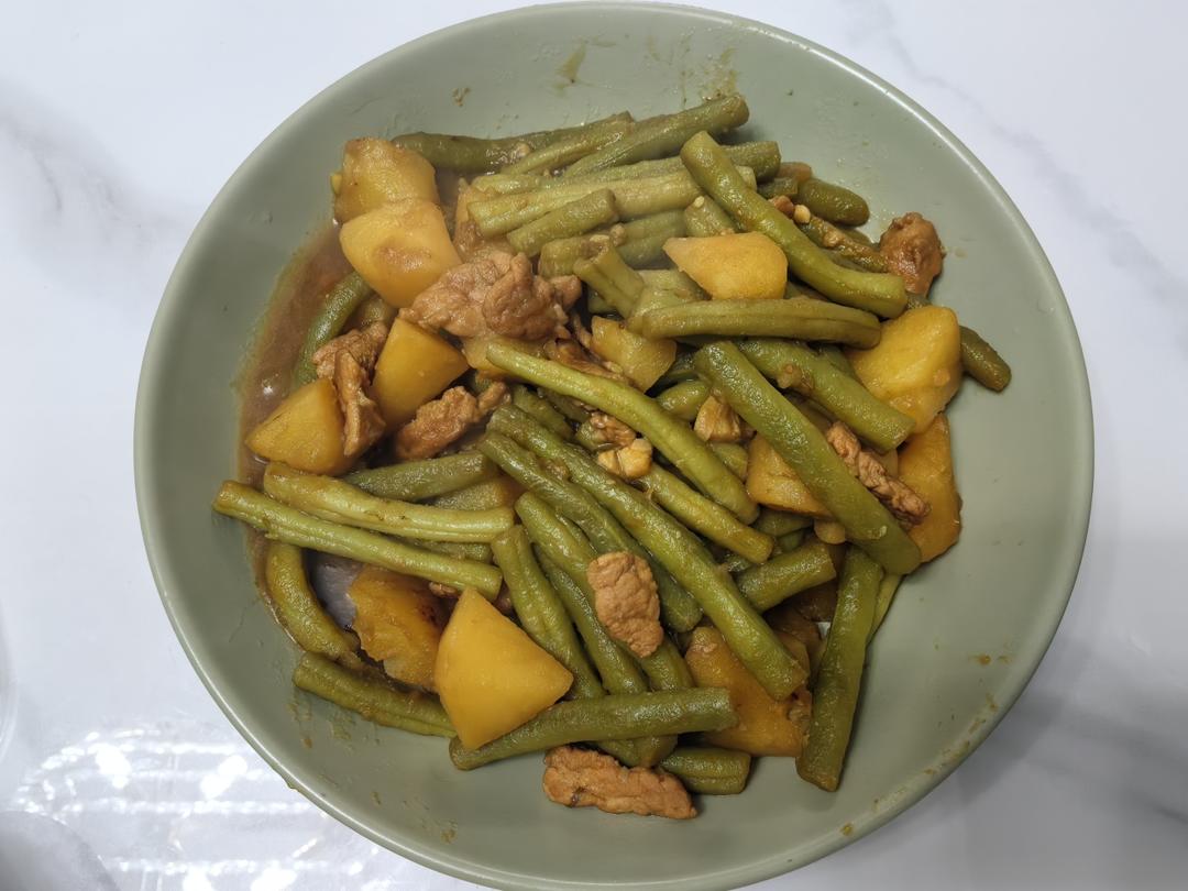 不吃两碗饭你找我！东北做法 酱炖芸豆土豆五花肉