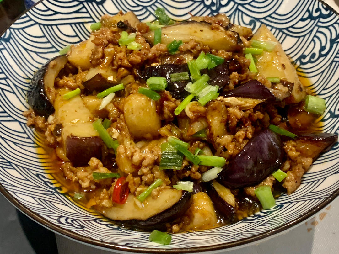 开胃下饭菜！巨简单的家常鱼香茄子煲