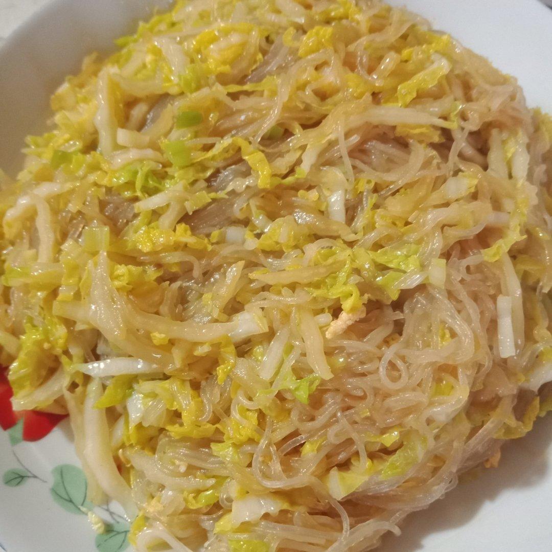 橘子皮和橘子做的娃娃菜炒粉丝