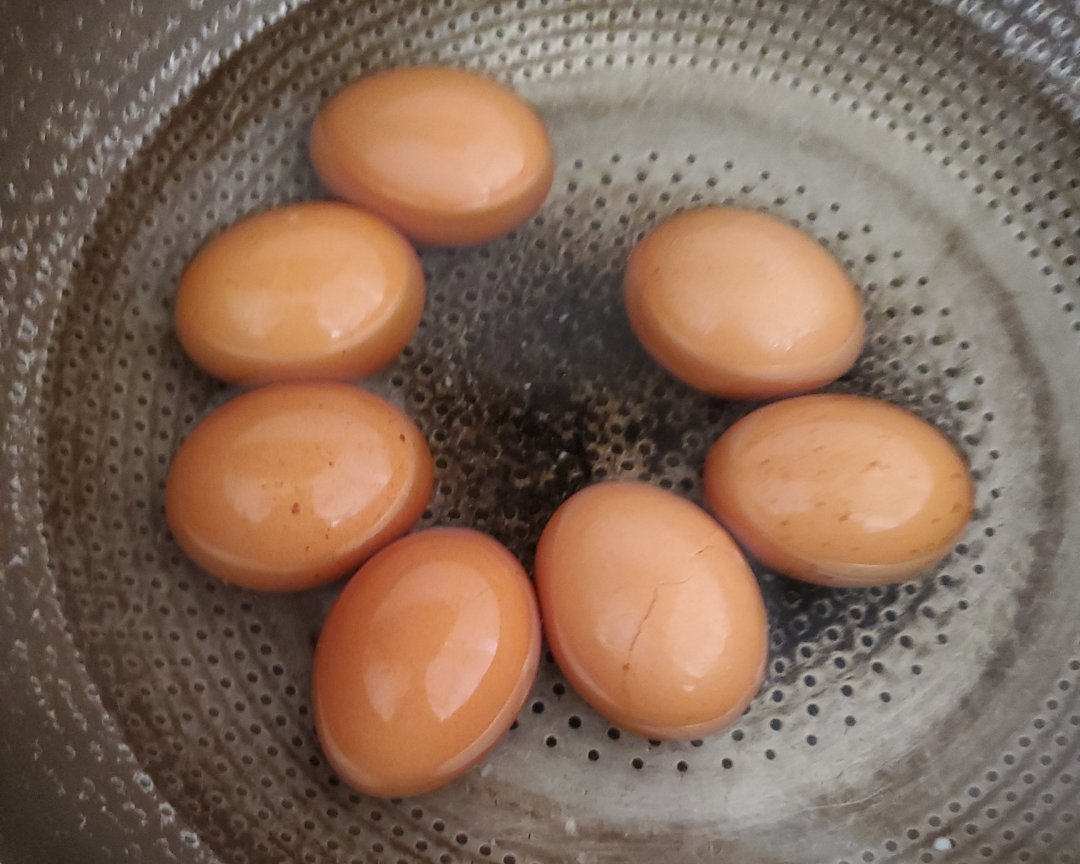 如何判断鸡蛋有没有煮熟的做法
