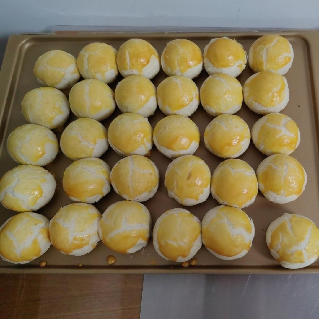 超简单 免揉 酥掉渣的蛋黄酥(超详细附全程视频)不破酥『万能酥皮』