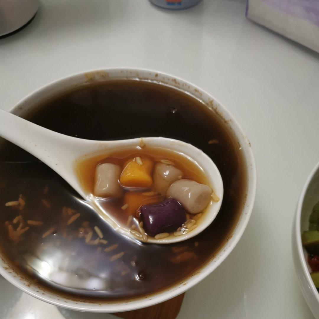 红糖醪糟芋圆