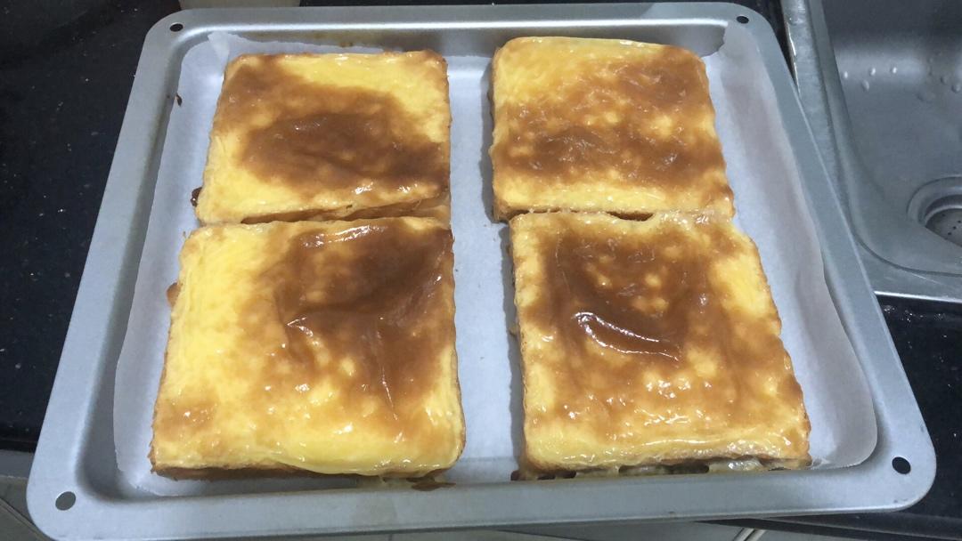 零失败快手岩烧乳酪(熔岩吐司)十分钟网红早餐，好吃哭