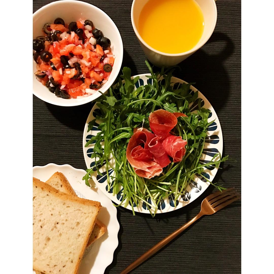 芝麻菜沙拉