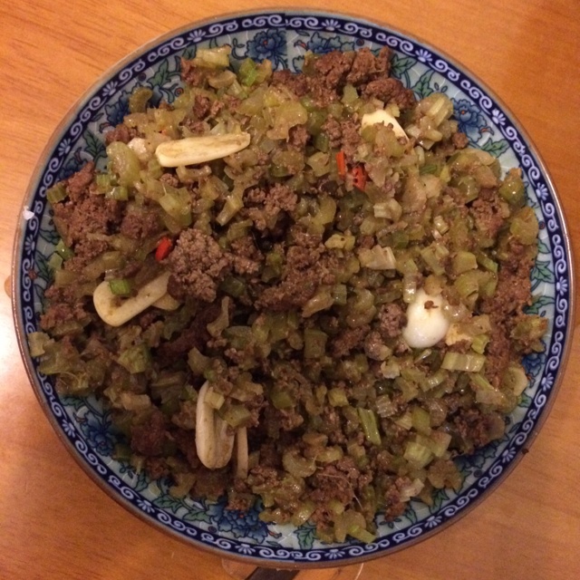 芹菜牛肉末「下饭神器」