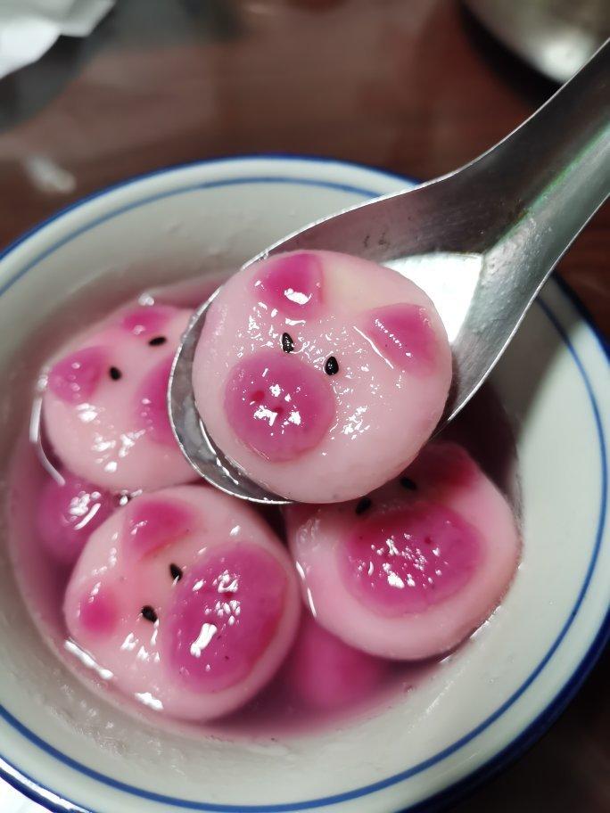 小猪汤圆