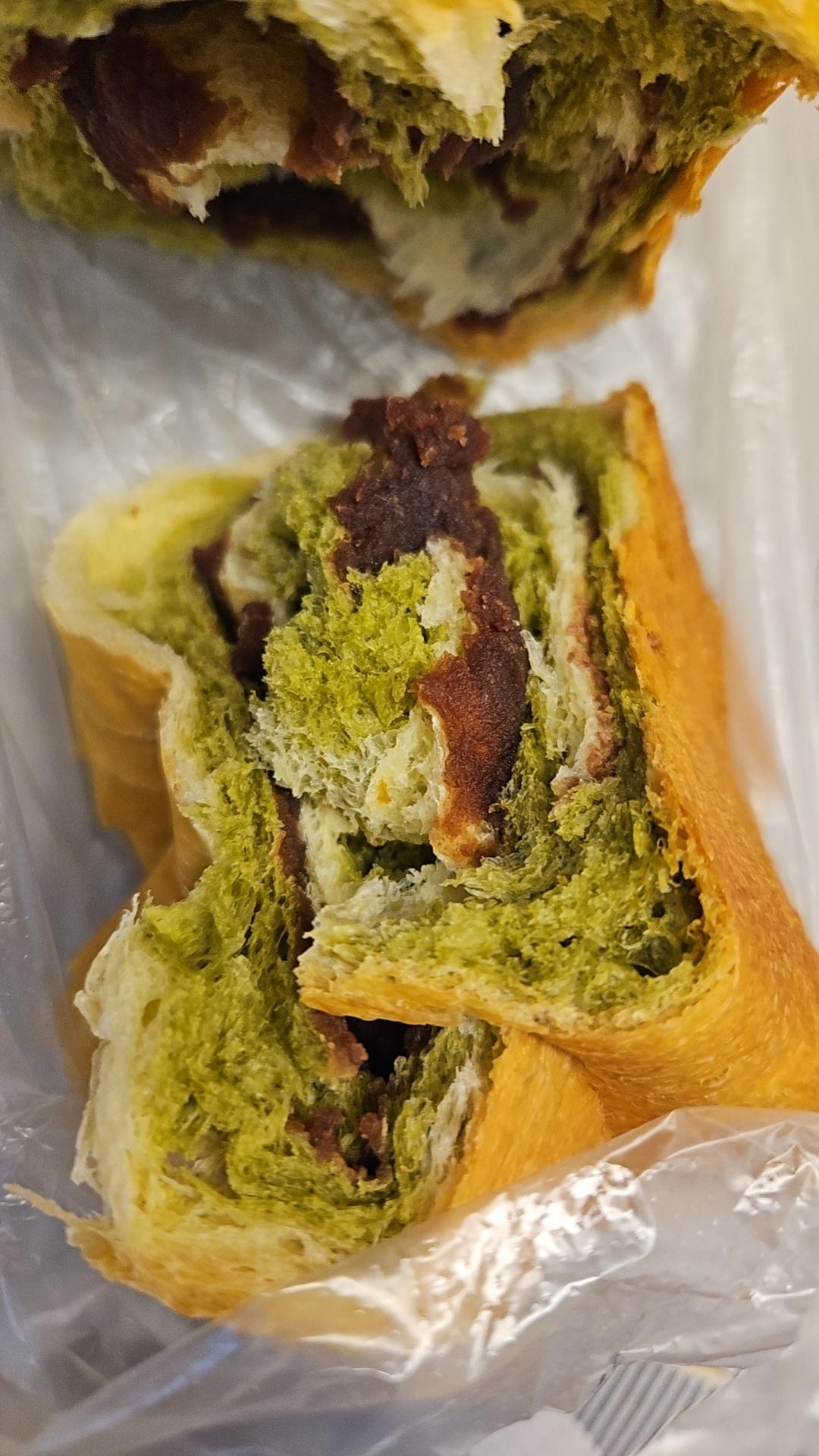 抹茶豆沙蔓越莓干吐司