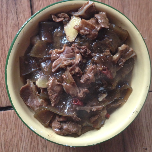 炒鸭肉