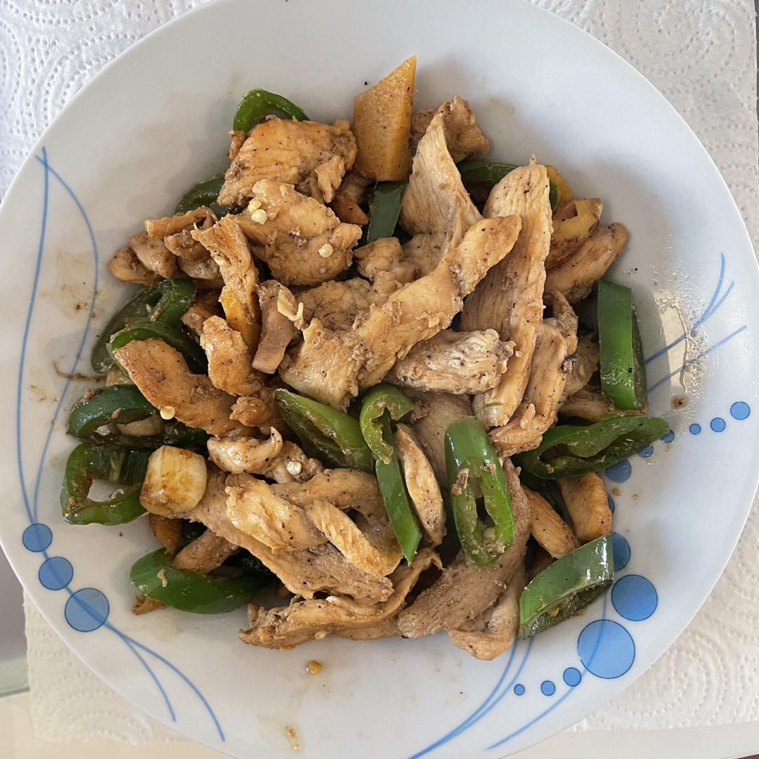 家常菜青椒炒肉