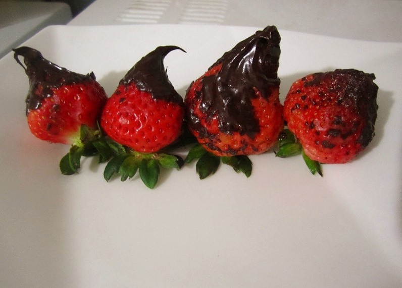 失败的巧克力草莓的做法