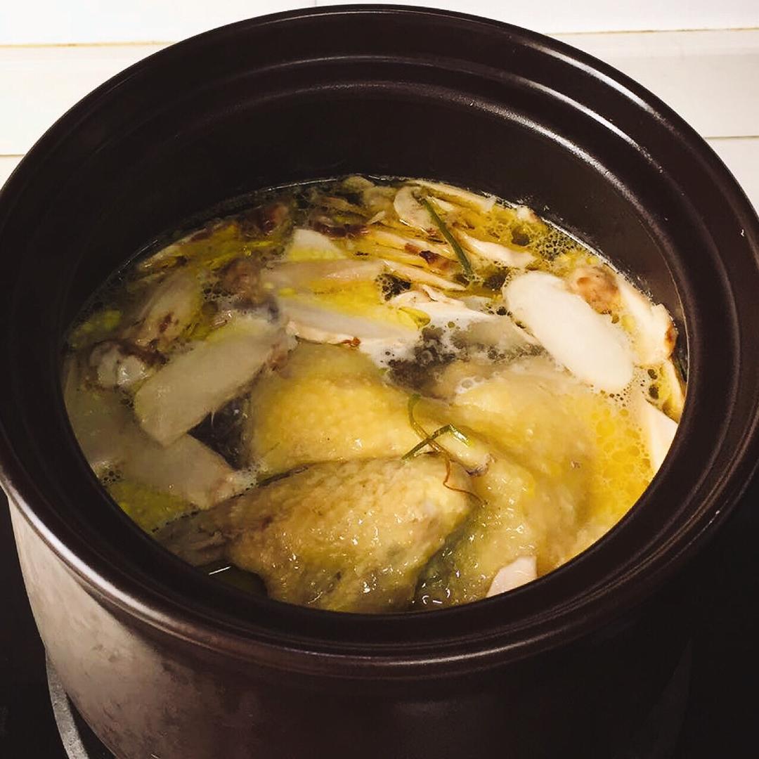 松茸土鸡汤
