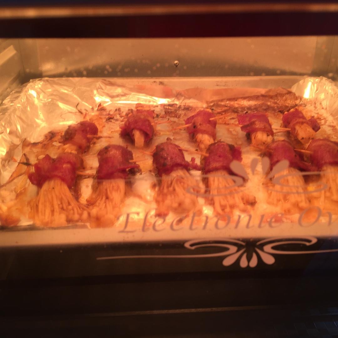 酱烤金针菇培根卷