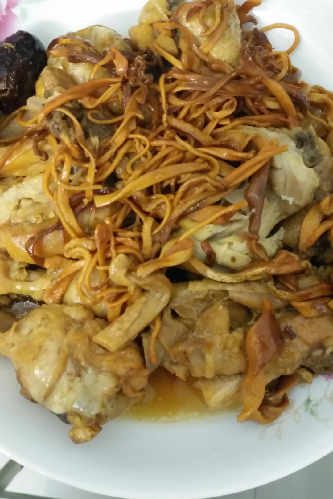 虫草花蒸鸡腿