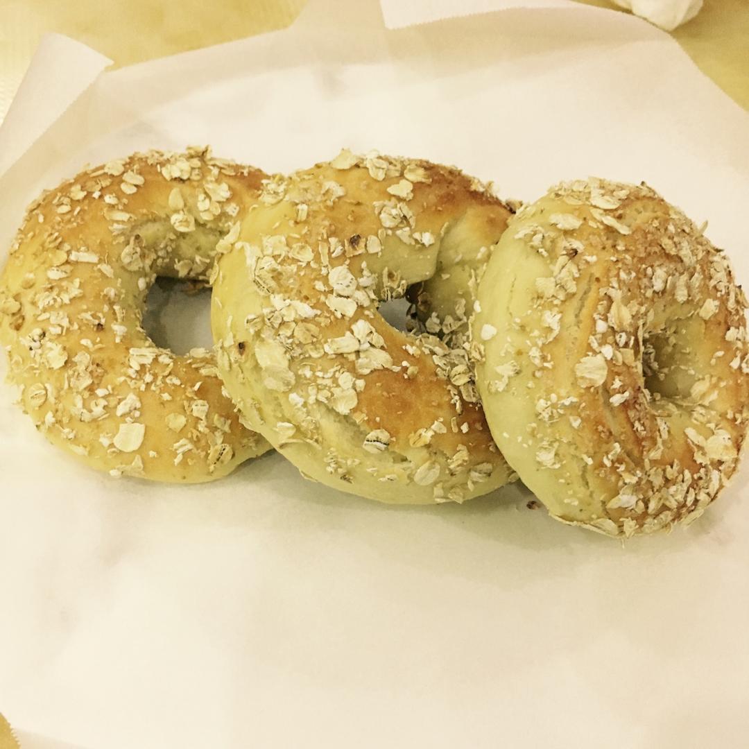 原味麦片贝果