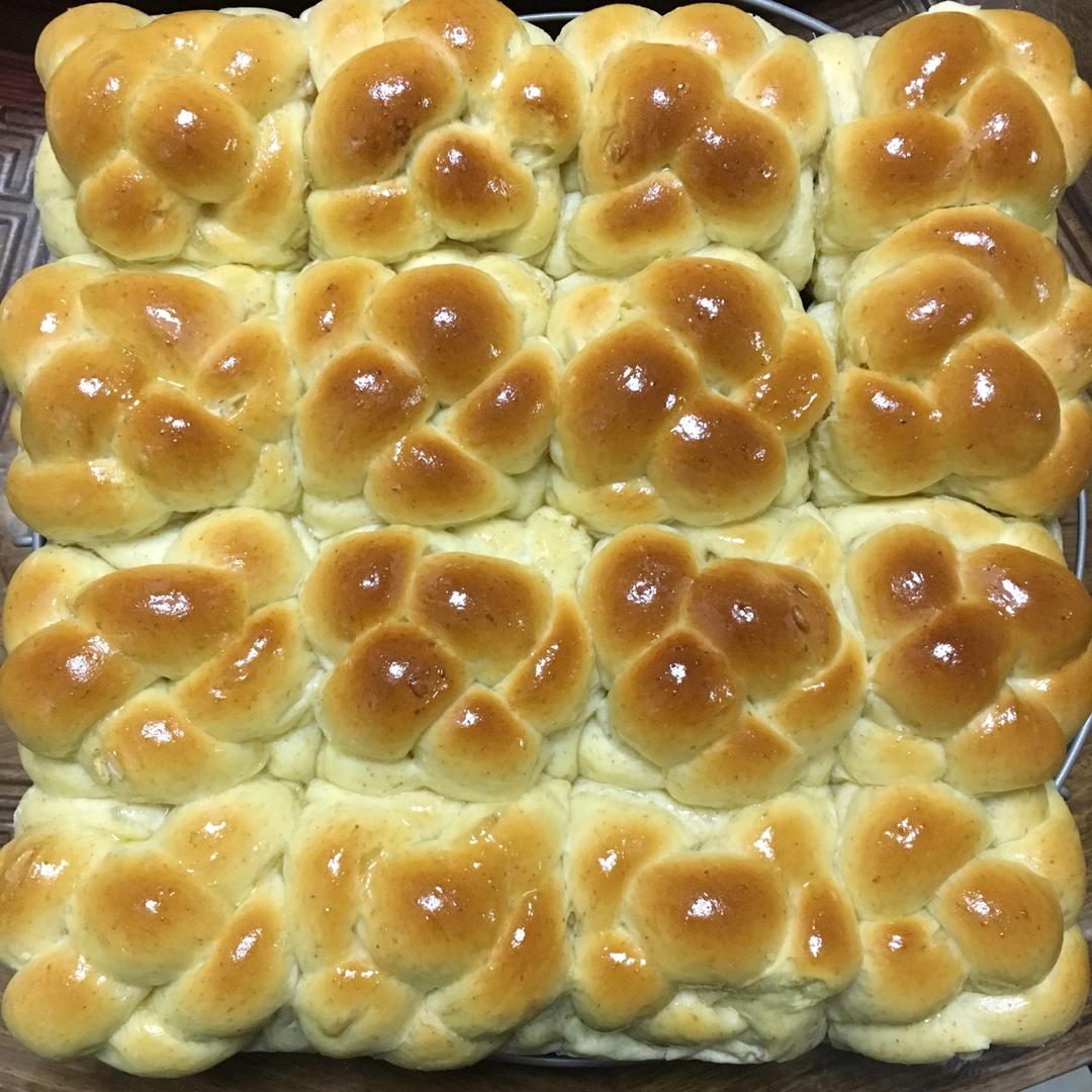 有点古早味的酒酿排包