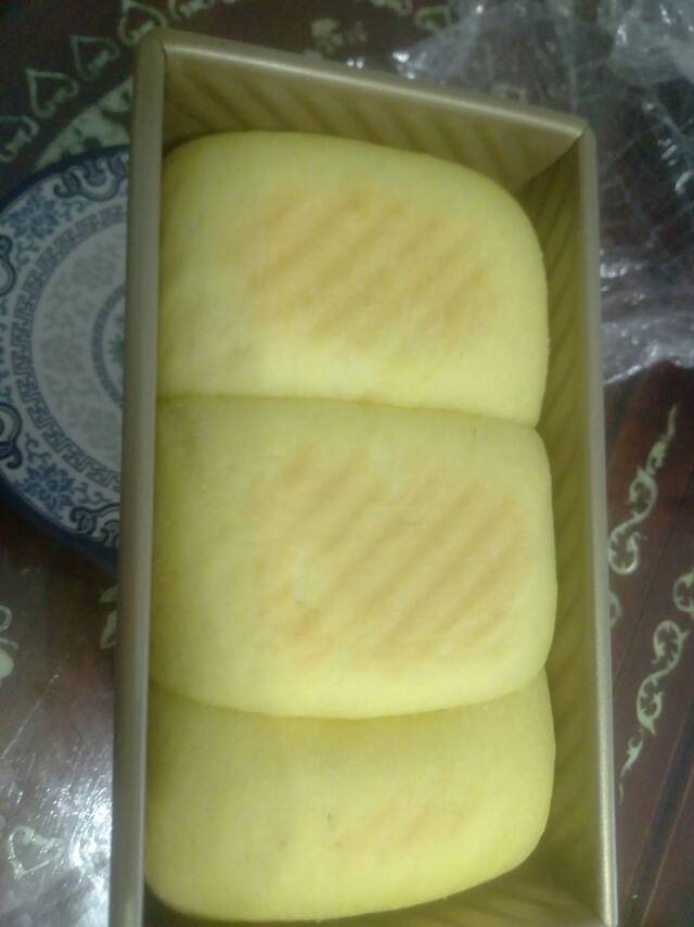 超级绵软拉丝的——牛奶南瓜吐司