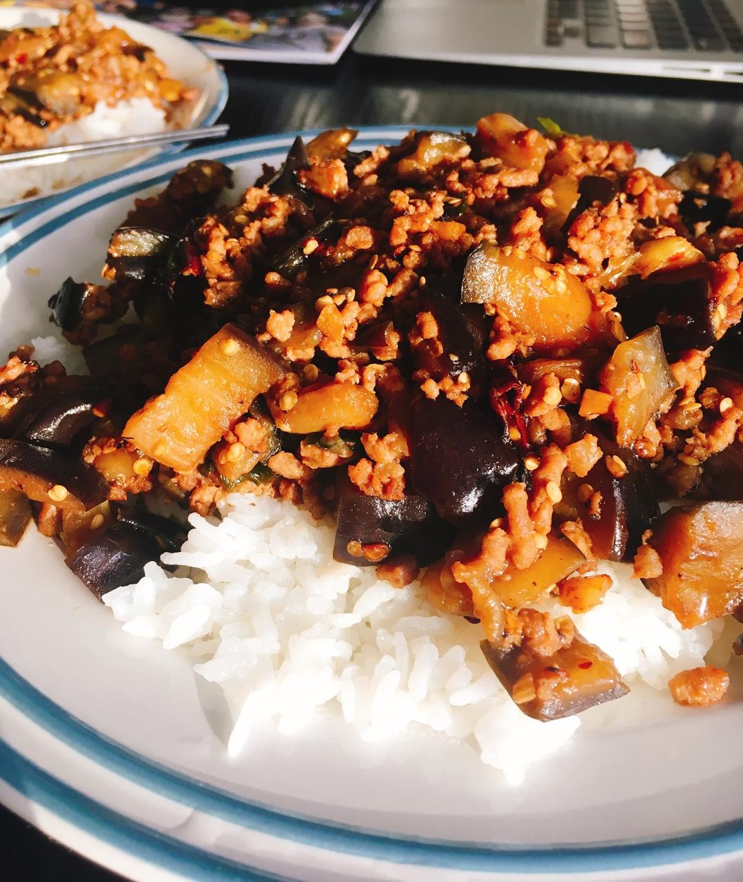 红烧肉沫茄子