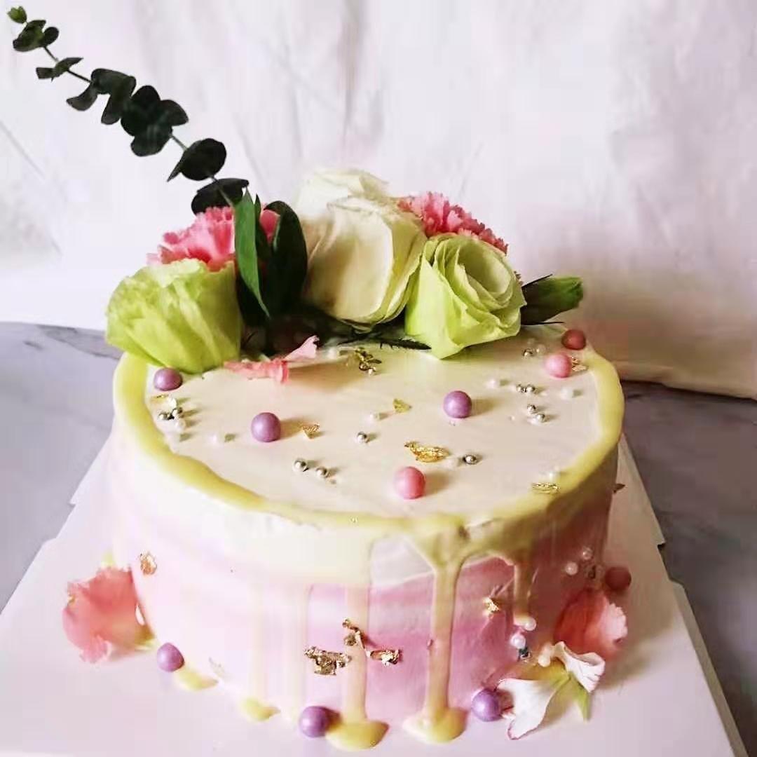 鲜花蛋糕