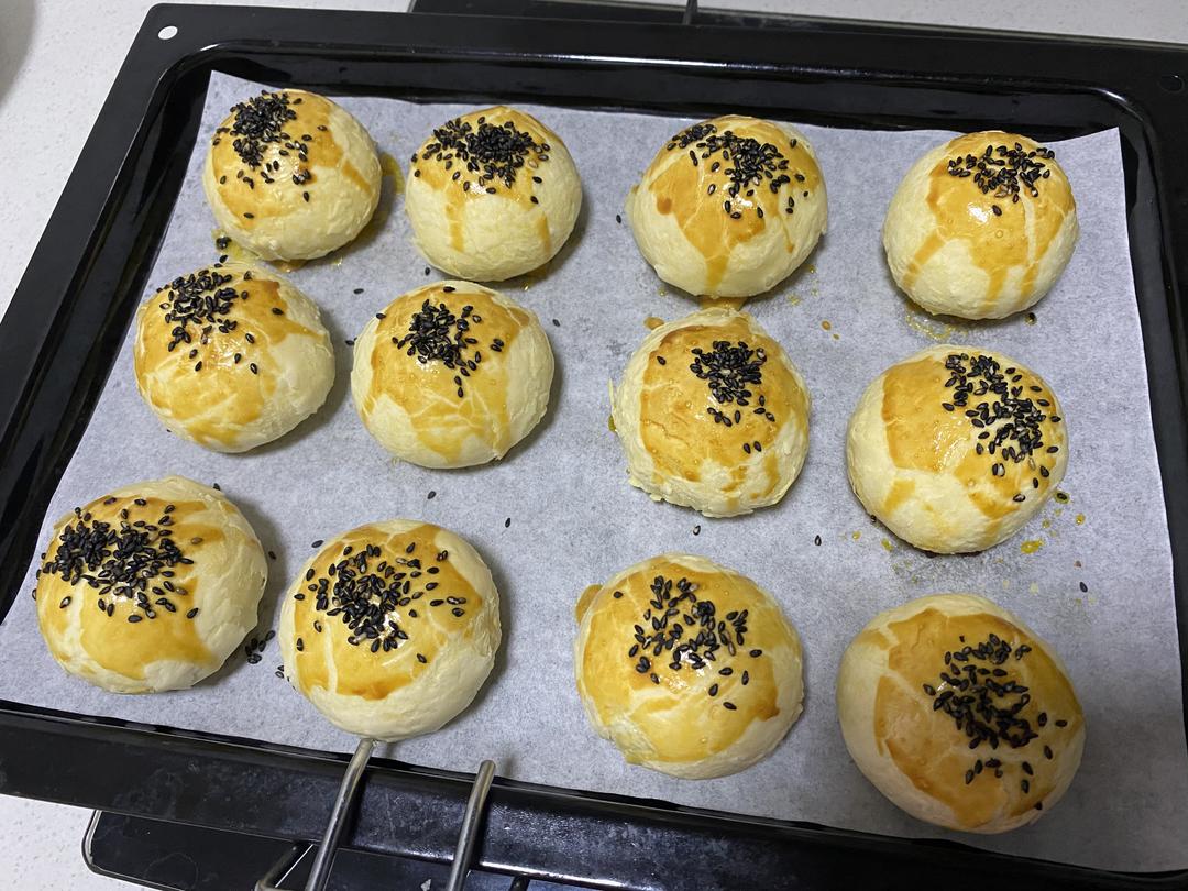 黄油版蛋黄酥的做法
