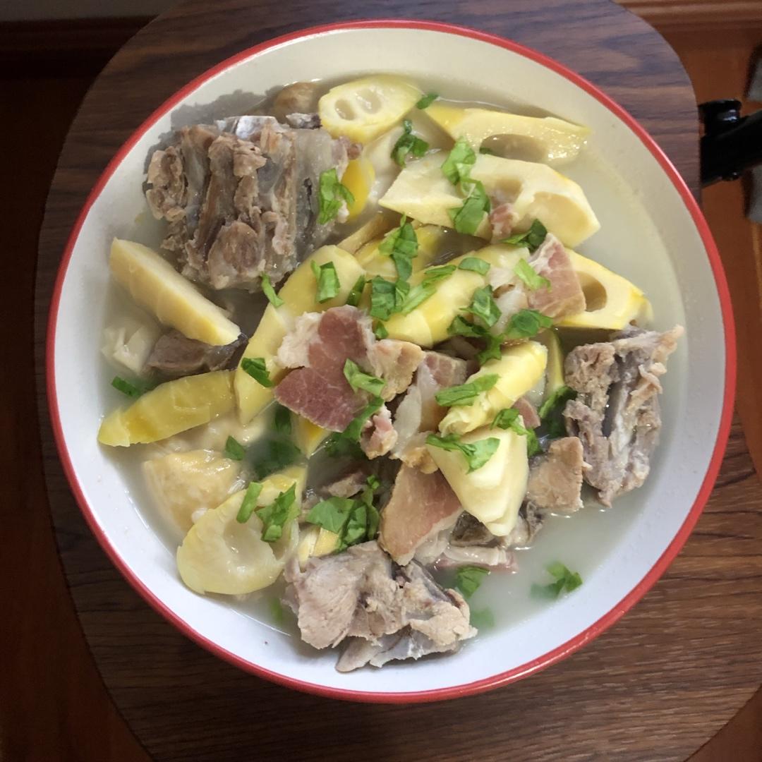 腌笃鲜