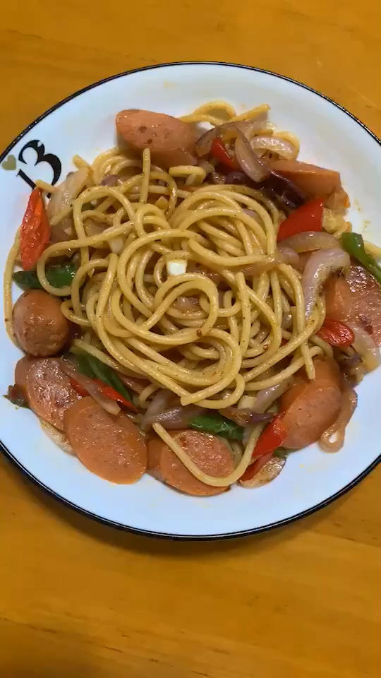 黑椒培根意面（附：自制黑胡椒酱做法）