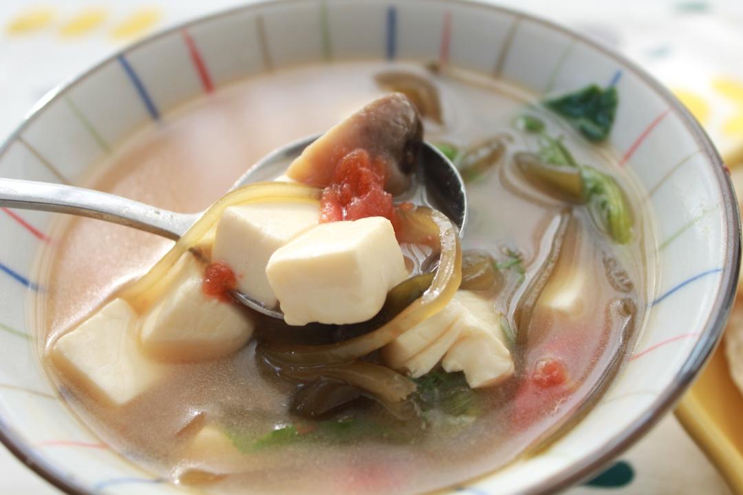 夏日番茄味噌汤