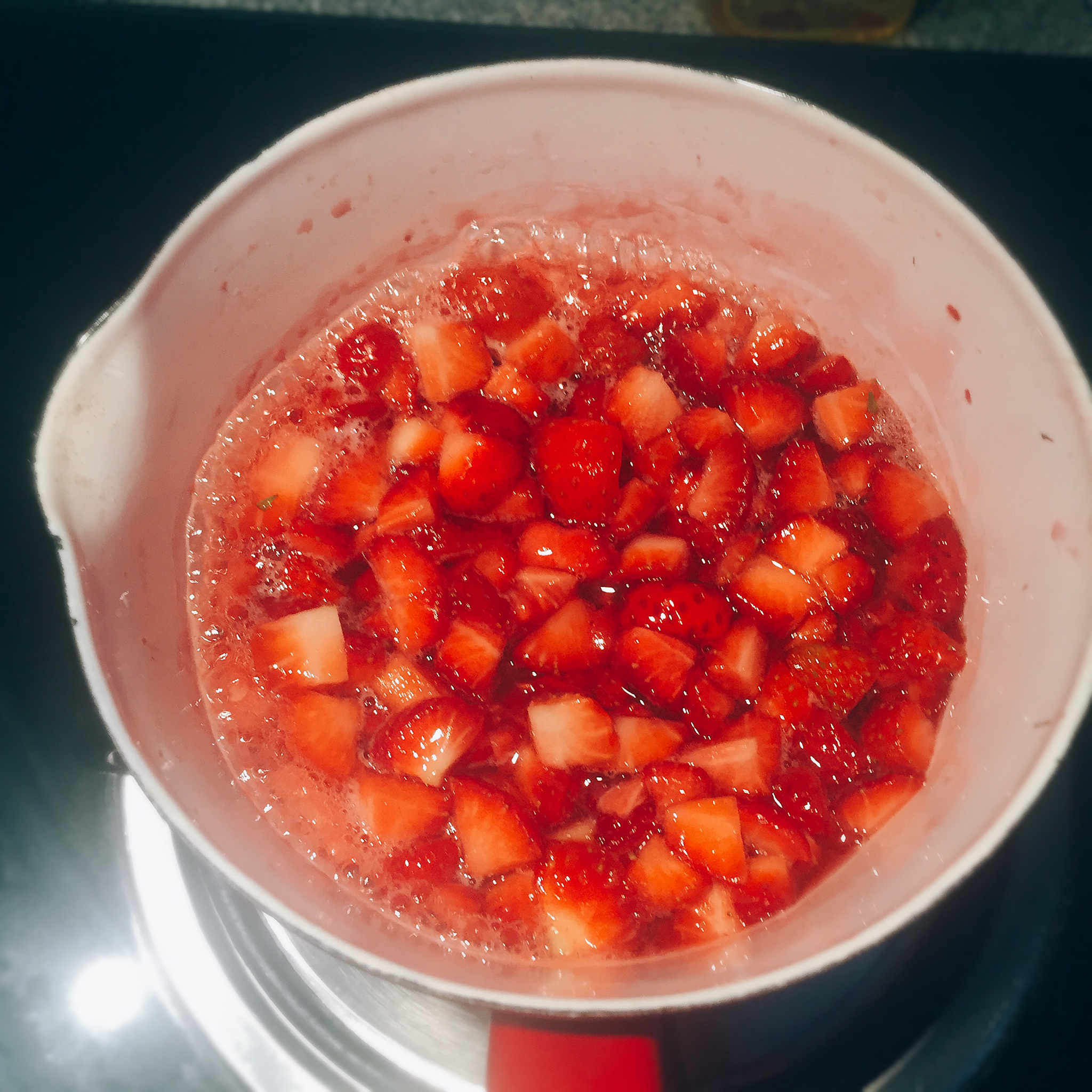 自制无添加草莓酱