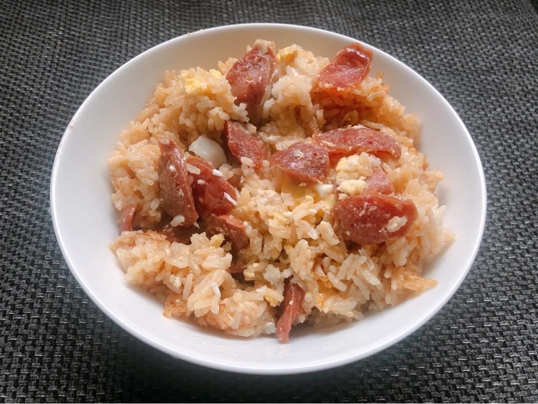 shintya做的电饭锅版腊肠饭