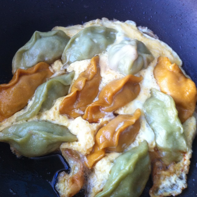 抱蛋煎饺