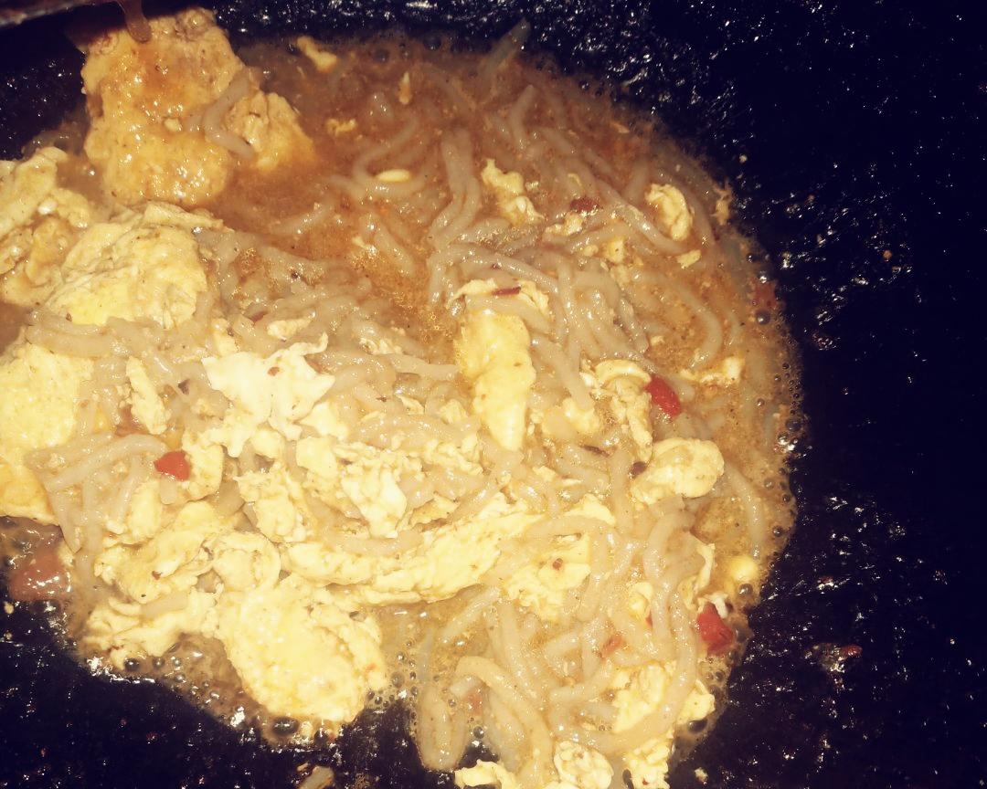 鸡蛋炸红薯粉的做法