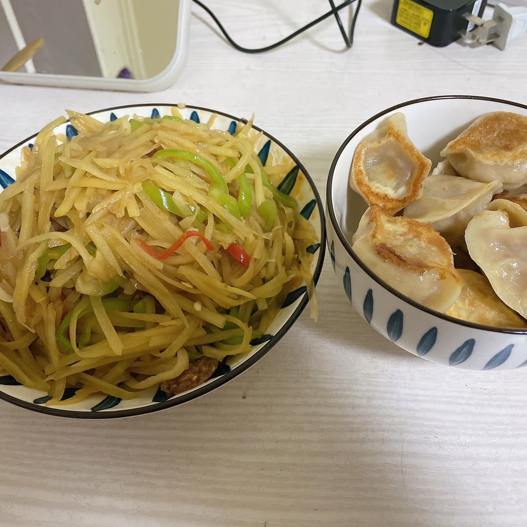 超级无敌下饭菜～酸辣土豆丝