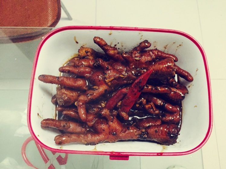 卤鸡脚