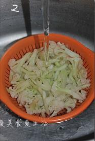 干锅花菜的做法 步骤2