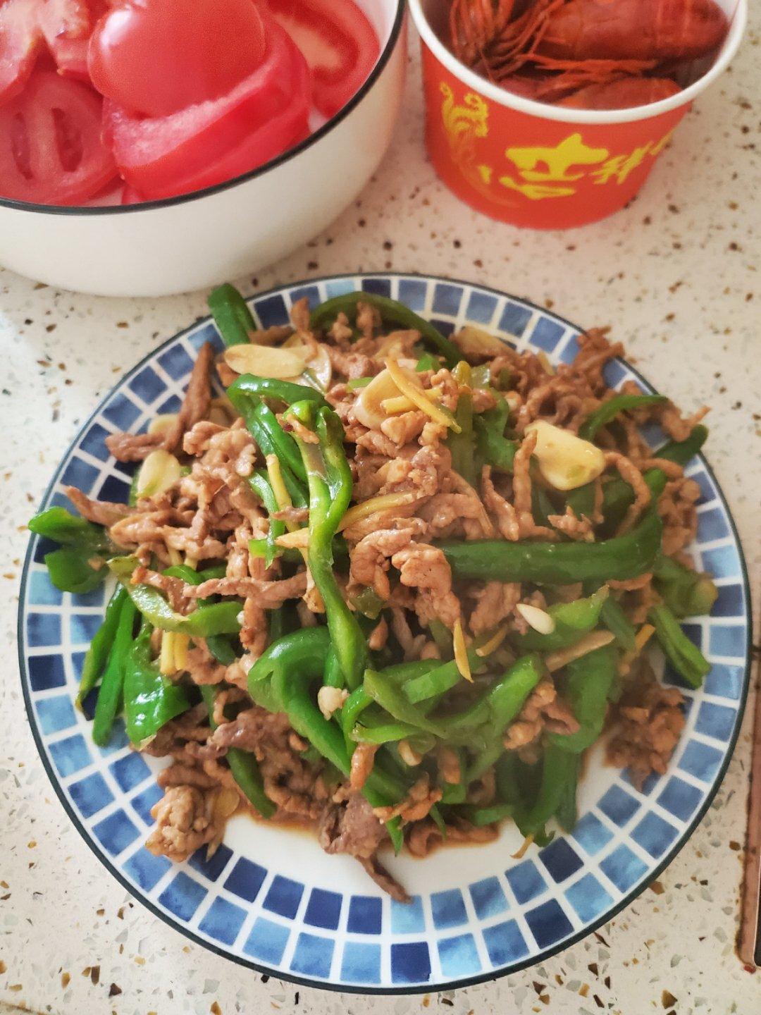 厨师长教你：“青椒肉丝”的正宗做法，色香味俱全