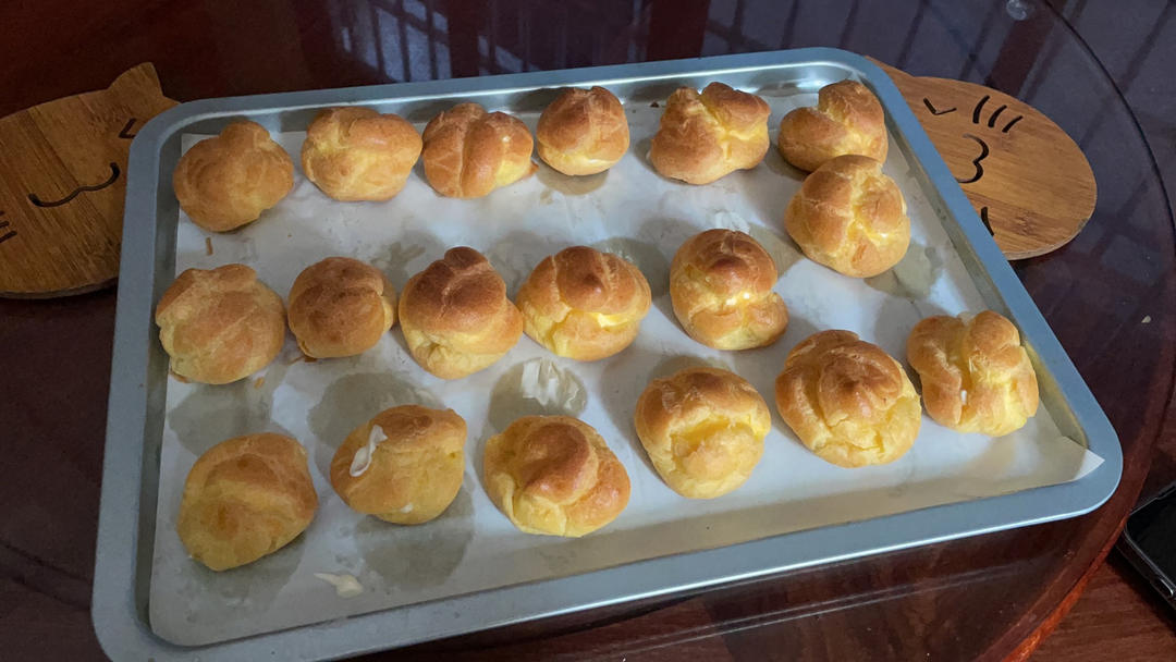 简单易成功的奶油小泡芙做法