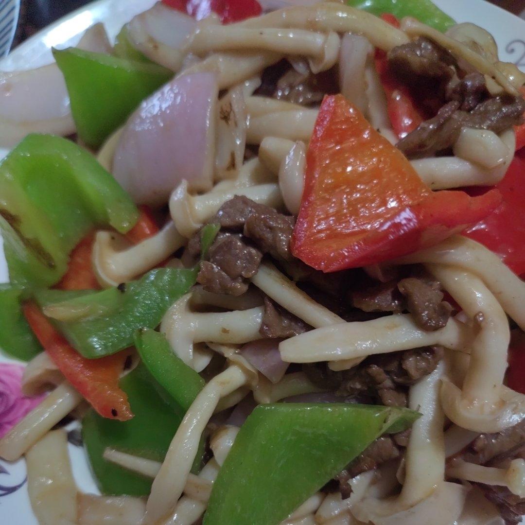 黑椒蟹味菇炒肉