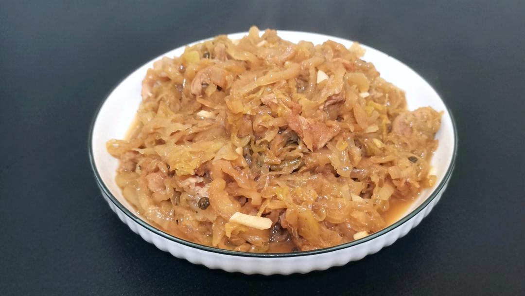 酸菜炖五花肉
