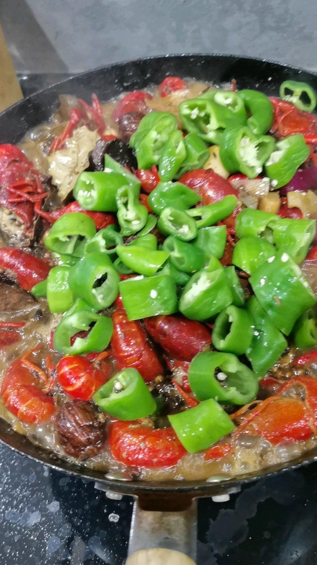 十三香小龙虾【曼食慢语】