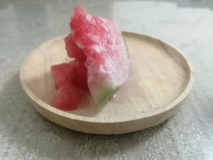 夏日甜品—西瓜酸奶冰淇淋的做法 步骤9