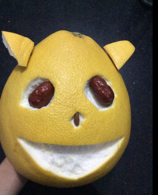 顽皮柚子龙猫