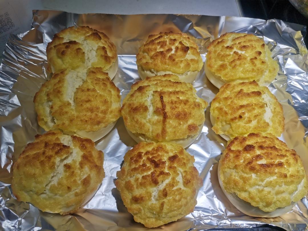 一次发酵同样松软的椰蓉小面包