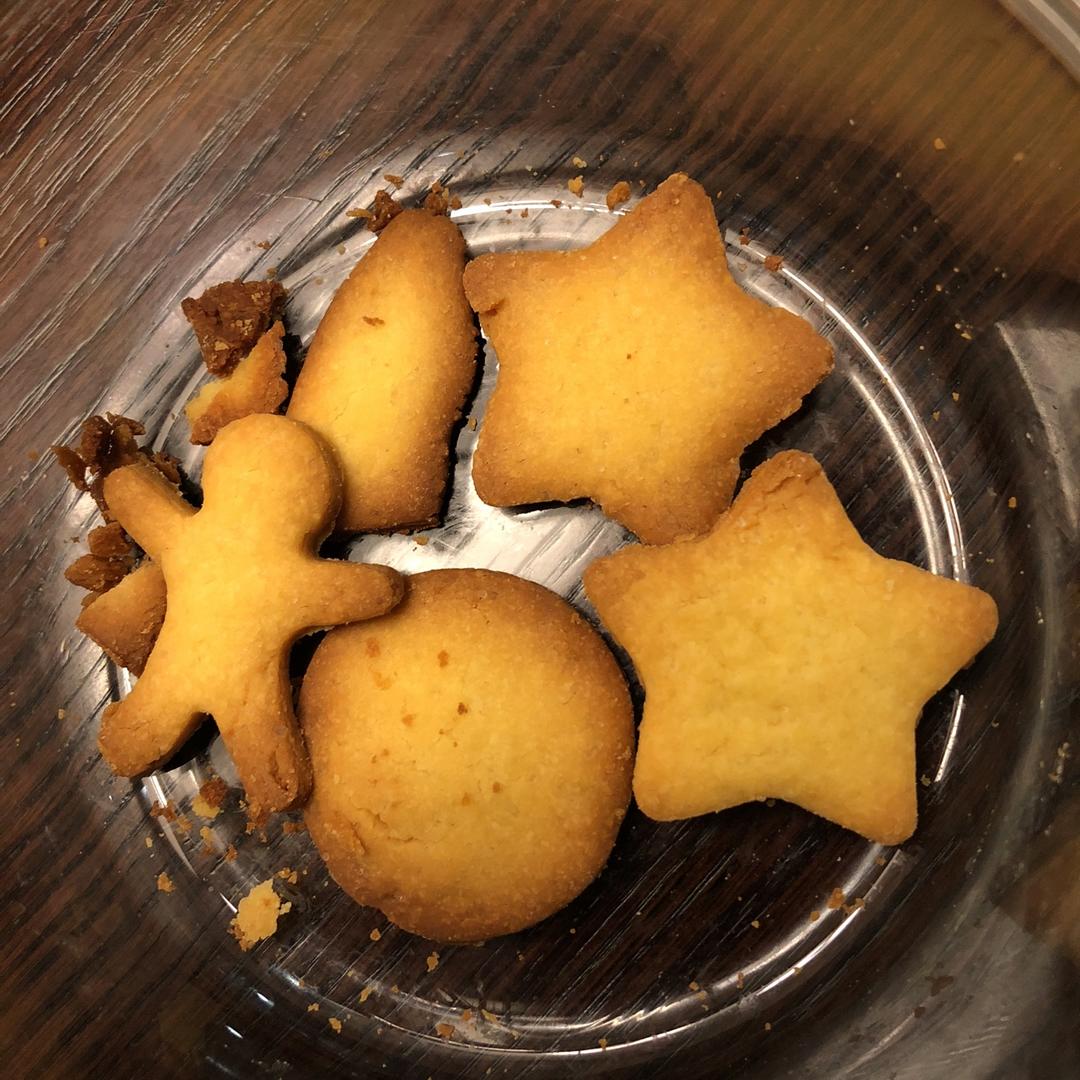 奶香动物饼干